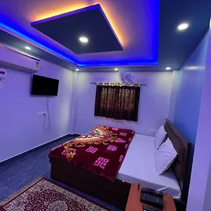 Baba Vishwanath Residency Guest house